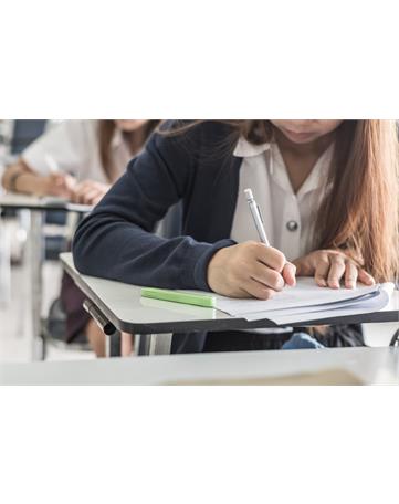 شرکت در آزمون زبان